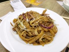 干炒牛河-茶港·点心·啫啫煲(范湖万达广场店)
