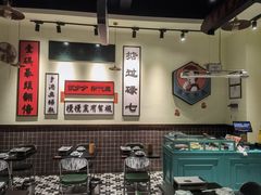 -何妹湿辣牛肉·粤式烧烤砂煲(桂雅路店)