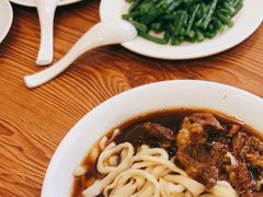 -清真吴记门钉肉饼·喜多利