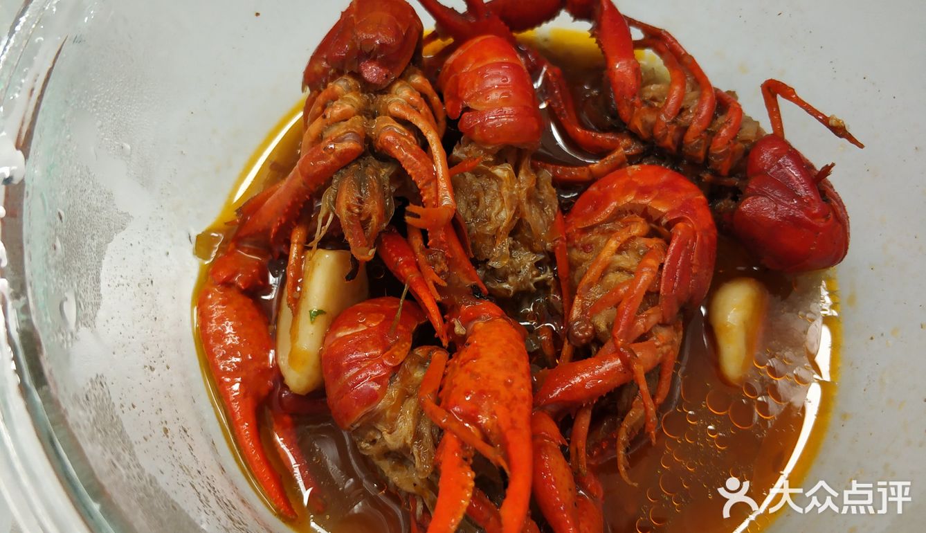 早上7.51肚子有点饿，早餐煎饺15个，喝了一杯水