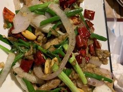 -虾弄弄海派小龙虾·牛羊蝎子火锅