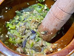 皮蛋青椒擂茄子-费大厨辣椒炒肉(万家丽一店)