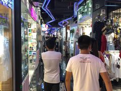 -南京时尚莱迪购物广场(正洪街店)
