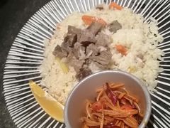 手抓羊肉饭-丝路金桃·新疆菜(徐汇店)