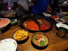 -萍姐火锅·公路夜市(武汉首店)