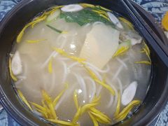 -桥香园过桥米线(国贸店)