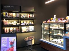 面包甜点陈列柜-星巴克(浙大紫金港校区店)
