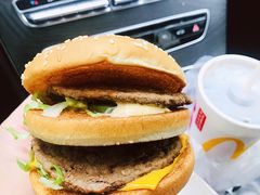 -麦当劳(田林好又多店)