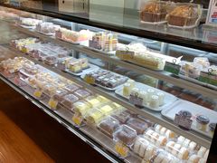 面包甜点陈列柜-新侨三宝乐面包店(崇文门店)