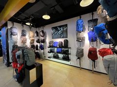 -三夫户外(天钥桥路店)