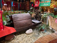 -老滇山寨•云南特色菜•地方菜•民族风情歌舞表演(金碧店)