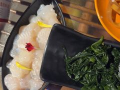 -老牌坊云南鱼豆花火锅(嵩山店)