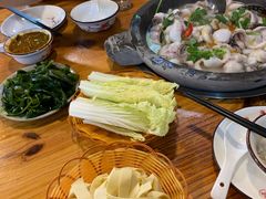 -大鼎石锅鱼(春江里店)