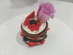 鲜花浆果裸蛋糕-随心小姐