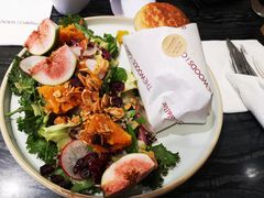 无花果藜麦沙拉-THE WOODS 简餐 (国贸商城店)