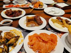 -四海一家自助餐(益田假日广场店)