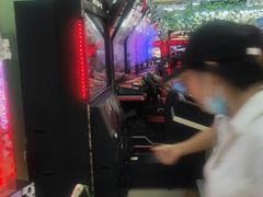 -爱玩嘉年华(龙湖曲江天街店)