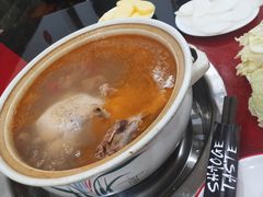 -烧哥美蛙肥肠鱼火锅·十五年社区店