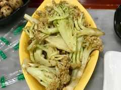 炸椰菜花-黄师奶甜品店