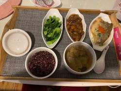 -爱妈月子会所(汕樟总店)