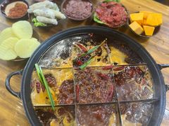 -正南齊北重庆老火锅(光华村直营店)