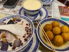 -广信牛奶甜品世家(台东店)