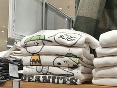 -优衣库(苏州吴江万象汇店)
