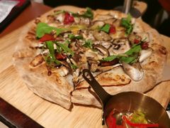 招牌法肝披萨-百特喜·意大利餐厅(八佰伴镇江店)