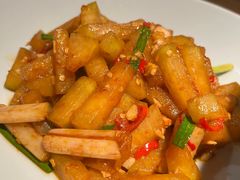 酸冬瓜炒藕尖-吃饭皇帝大(长宁龙之梦店)
