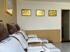 -郑远元专业修脚房(电子六路金泰小学店)