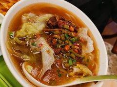-卓雅桂林米粉