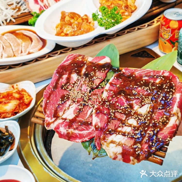 终于找到一家韩式街头感十足的烤肉店