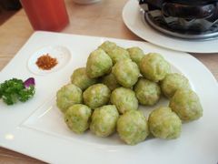 鲜虾芹菜丸-品海楼·大连海胆锅贴馆(东港店)