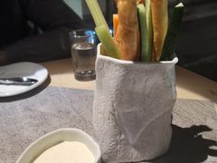 笔筒色拉-穹六人间 people 6(岳阳路店)
