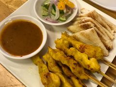 -J Daeng Seafood