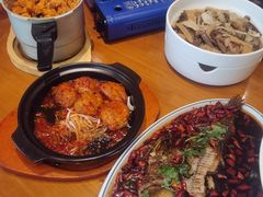 -有红鸡毛店·川菜(建设路店)