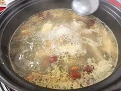 -花苑美食横琴生蚝火锅(拱北粤华路店)