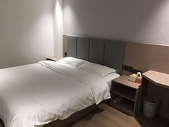-麦禾酒店(十全街苏州大学店)