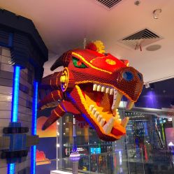 -乐高品牌旗舰店(人民广场店)