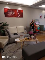 -ROYEA茹彦祛痘·问题肌肤修护中心