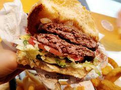 -The Habit Burger Grill 哈比特汉堡(复兴soho店)