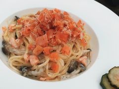 三文鱼蟹肉奶油意面-Lets burger非常汉堡·环球风味(蓝色港湾店)