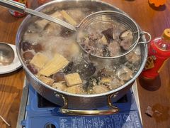 -牛满溢·自助潮汕鲜牛肉火锅(龙汇路店)