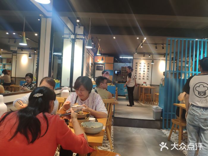 大厨的餐厅(曾厝垵总店)大堂图片