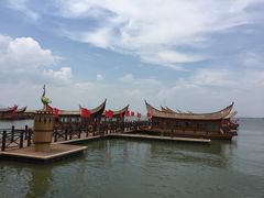 -七彩云南欢乐世界