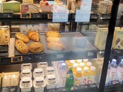 -星巴克(西藏路店)