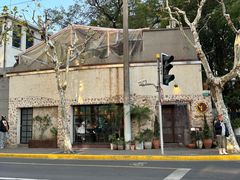 -BARBARIAN餐厅(武定路店)