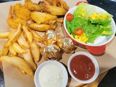 -必胜客(华南摩尔店)