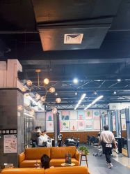 -FRIDAY星期五专业美发沙龙