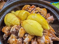 -东川炭炉鸡煲·榴莲瓦煲鸡(广州首店)